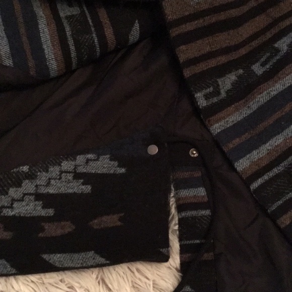 NWT URBAN OUTFITTERS gorgeous winter coat size XS - Picture 7 of 8